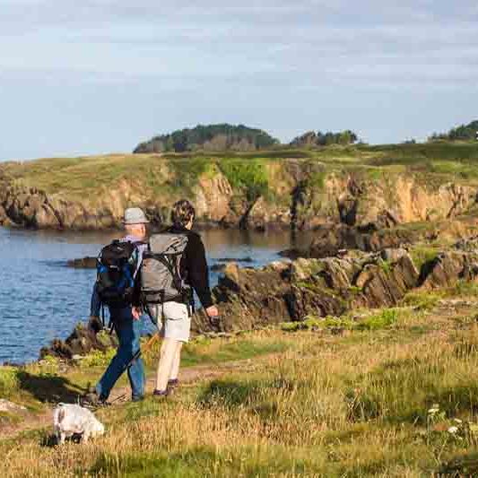 Location Doelan - acces sentier de randonnée GR34